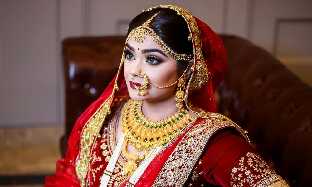 Bridal Makeup Trends 2024: What's in and What's Out